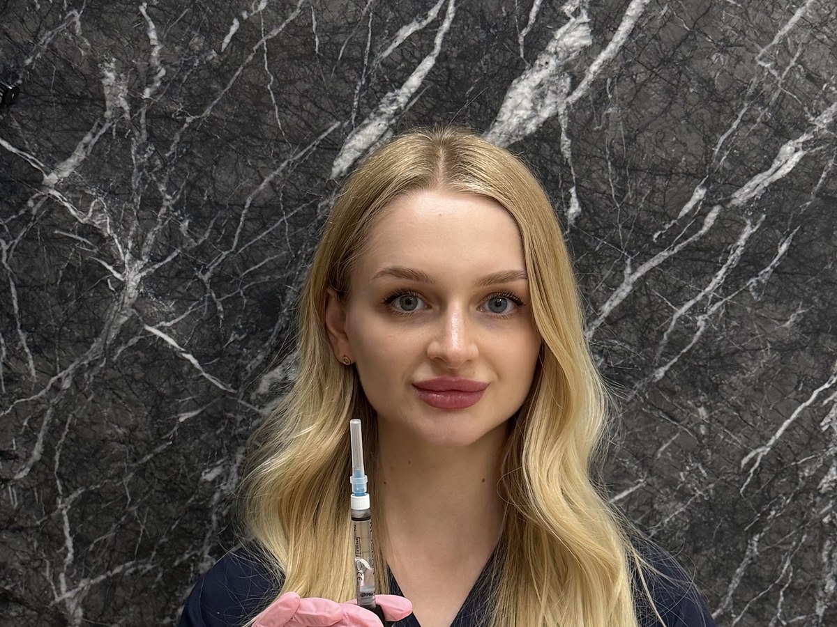 Jednorázová stříkačka připravená k ošetření, Fresh Vibes Beauty, Praha 1
